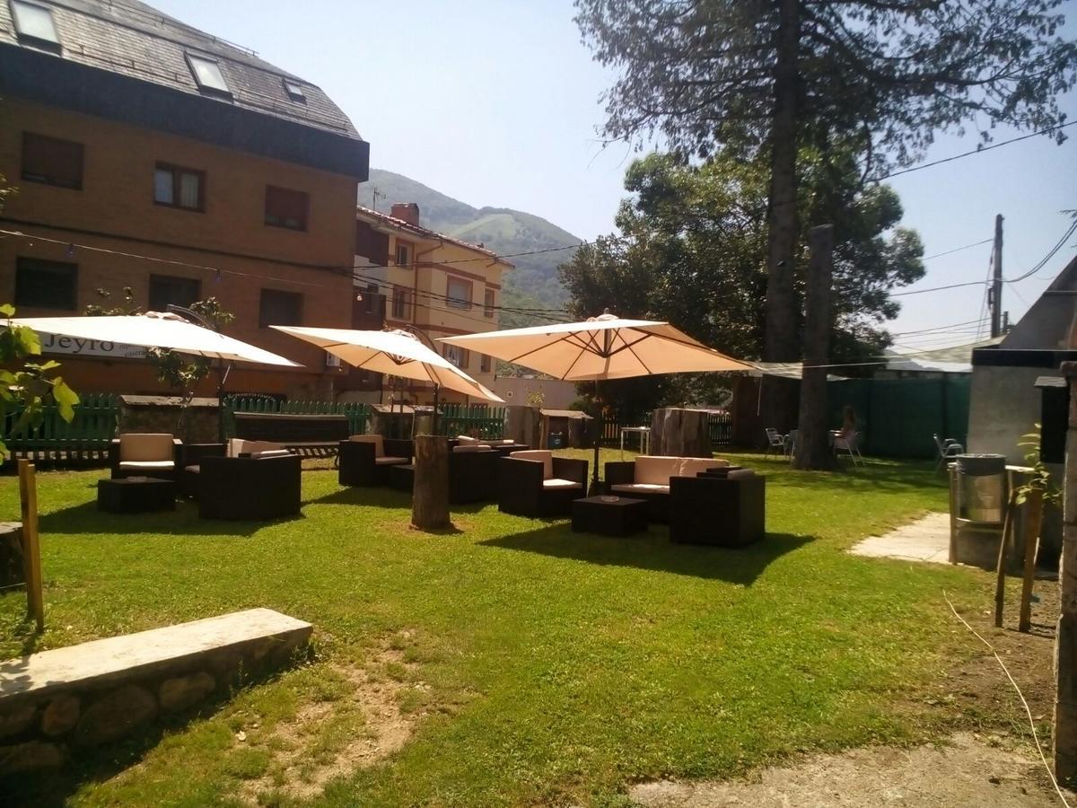 Hotel restaurante Parador de Felechosa Exterior foto