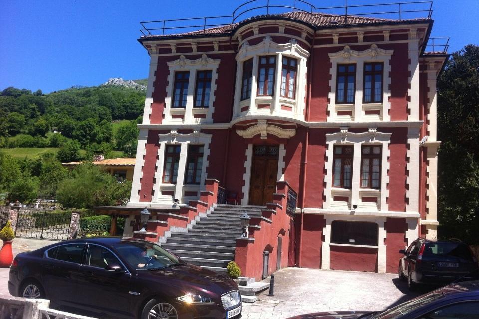 Hotel restaurante Parador de Felechosa Exterior foto